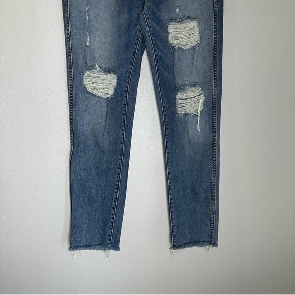Revice Uptown Jeans Roatrip Wash Distressed Slim Leg High Rise Size 31 Women’s - Picture 3 of 12